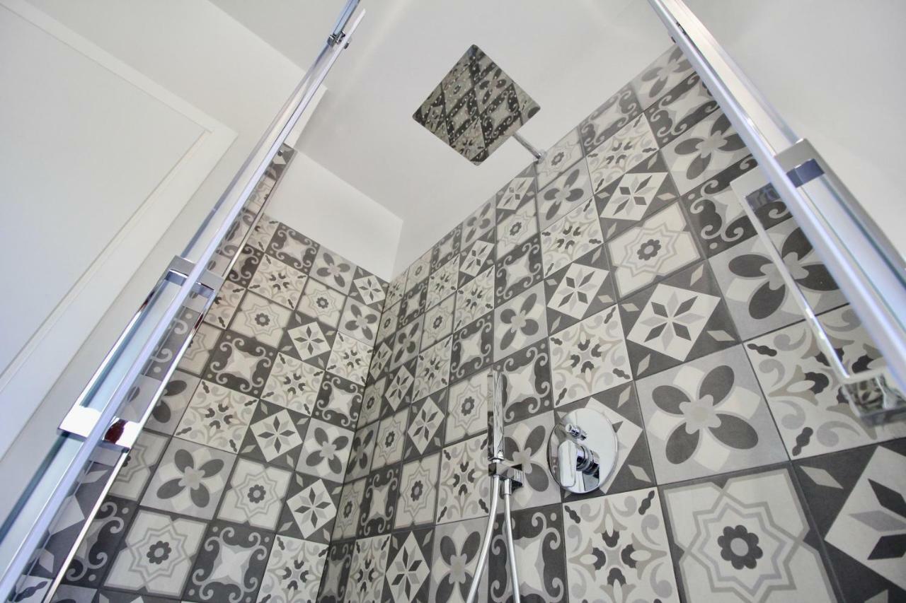 Pepe Nero Apartment Bordighera Exterior photo